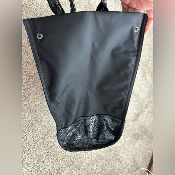 Tory Burch Ella Tote bag in Black Snake Print - Picture 7 of 16